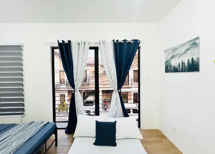 Sta Monica Estate Tisa 3br House For 10 With Parking *